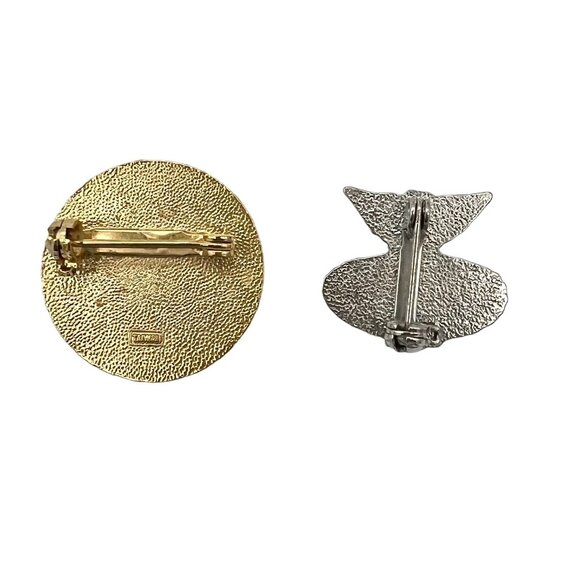 Pair of Gray Rocks Quebec Canada Enamel Lapel Pin Brooch Ski Snow Eagle Skiing - Picture 4 of 5